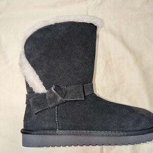 Brand New Size 8  Stone Grey Koolaburra By Ugg Boots
